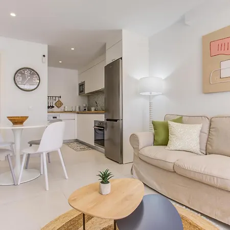 Homu Breca - Muy Cerca De La Playa 플라야블랑카