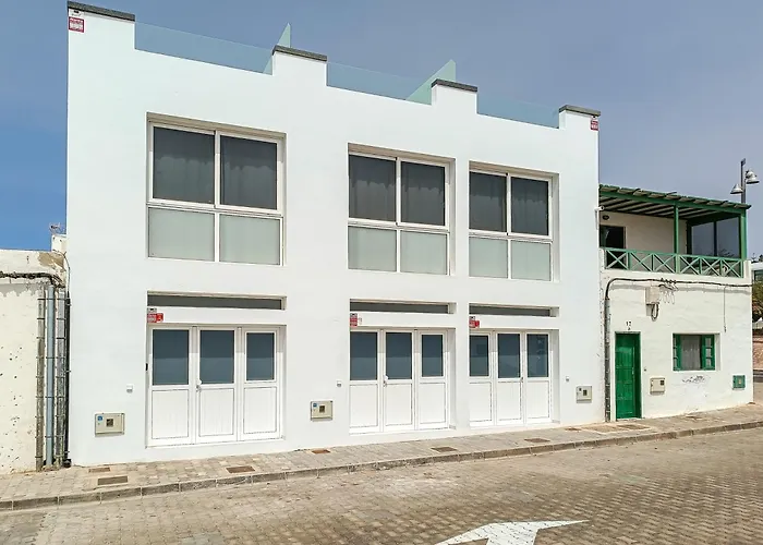 Homu Breca - Muy Cerca De La Playa *